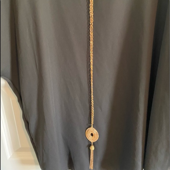 Black sheer cold shoulder top - Picture 2 of 5